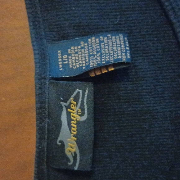 Wrangler Tank - Picture 2 of 3